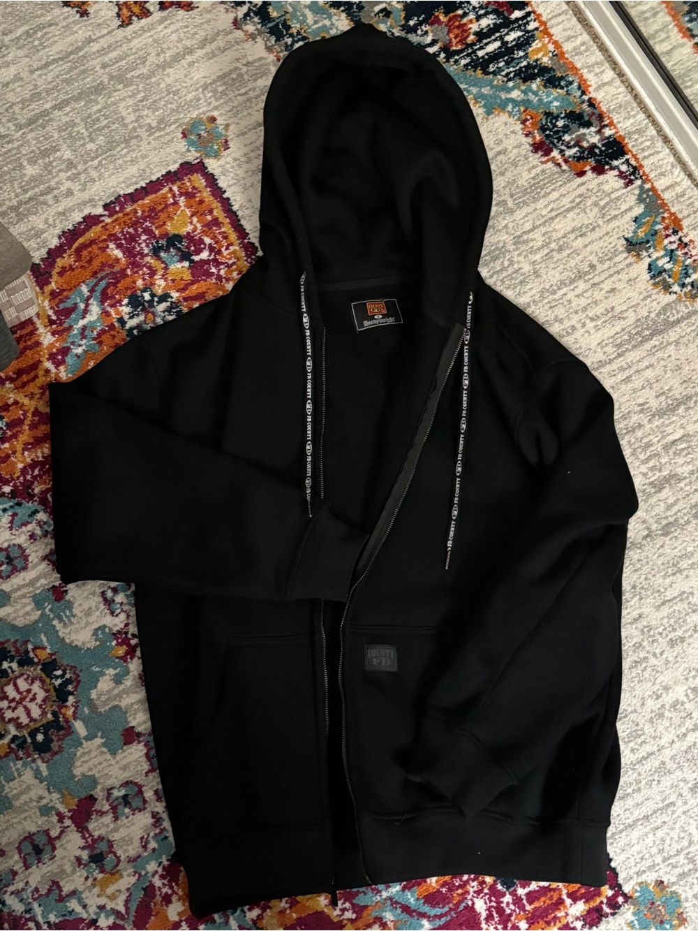 Black Men's Zip-Up Hoodie Sweater
